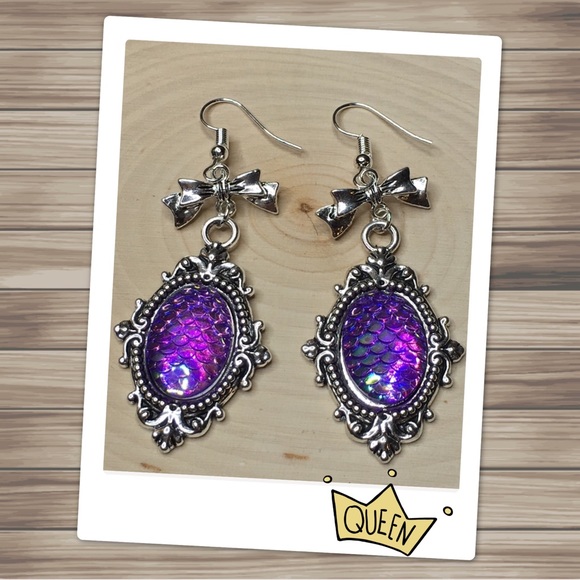 Mermaid Scales Earrings - Picture 2 of 9